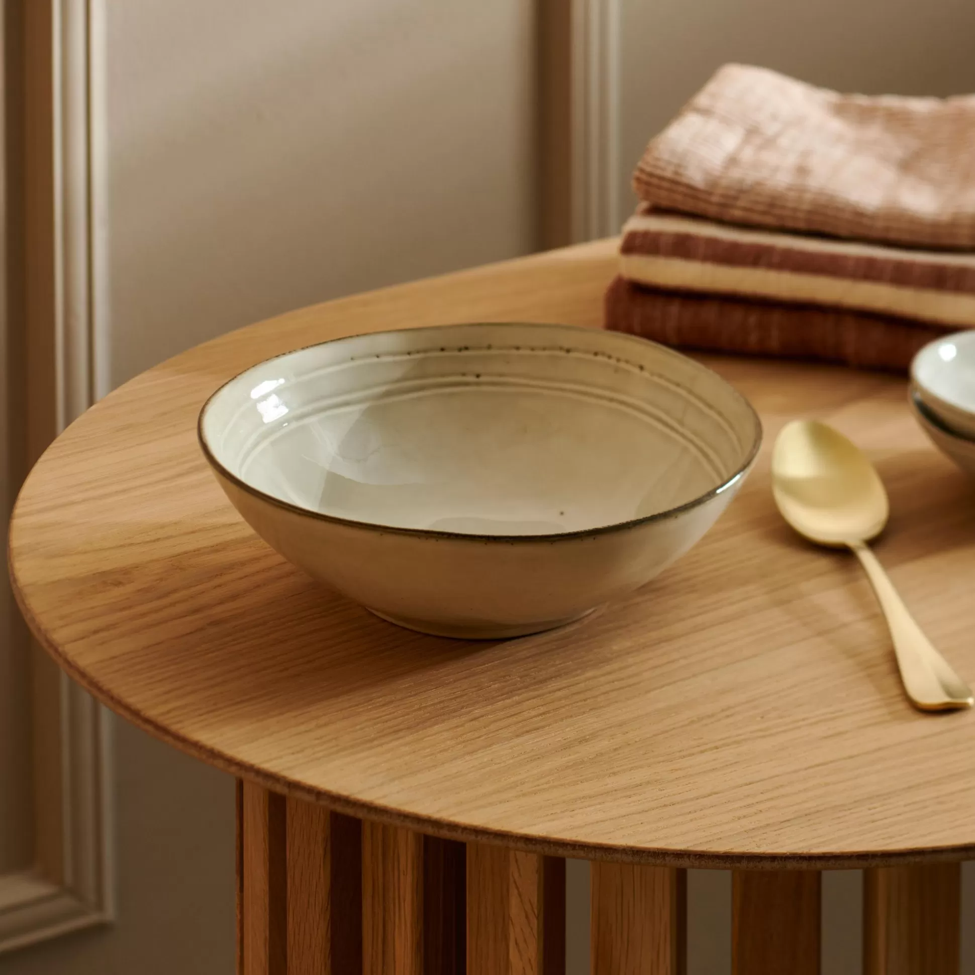 Platos<CASA Earth Marl Plato Hondo Crema