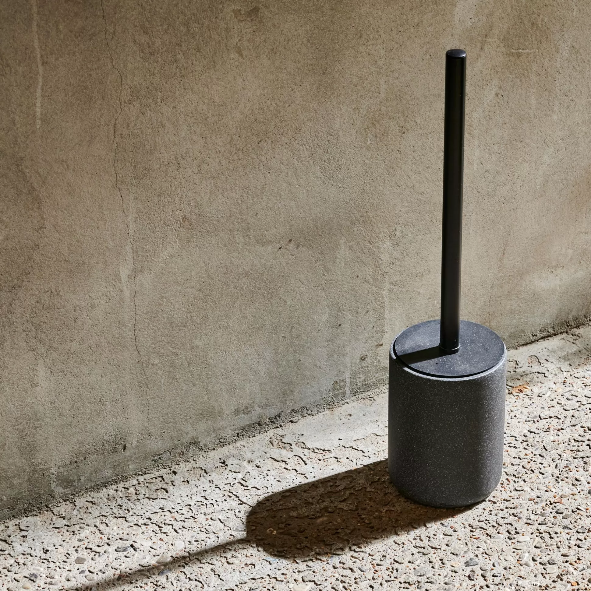 Accesorios Water<CASA Moon Cepillo Wc En Soporte Negro, Gris Oscuro